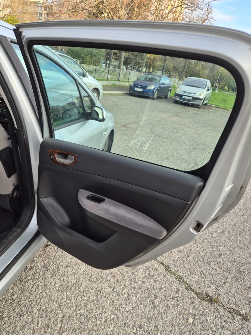 Peugeot 307, снимка 12 - Автомобили и джипове - 52777548