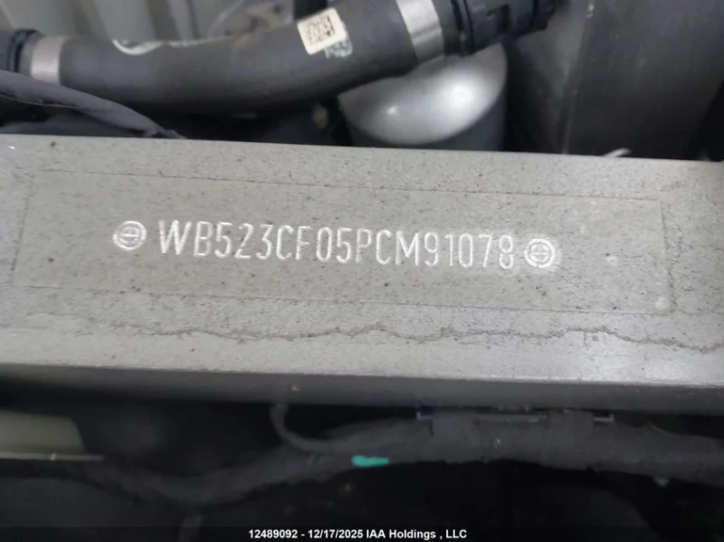 BMW iX XDRIVE50 * CARFAX* 360 КАМЕРИ* ПОДГРЕВИ, снимка 16 - Автомобили и джипове - 53344997