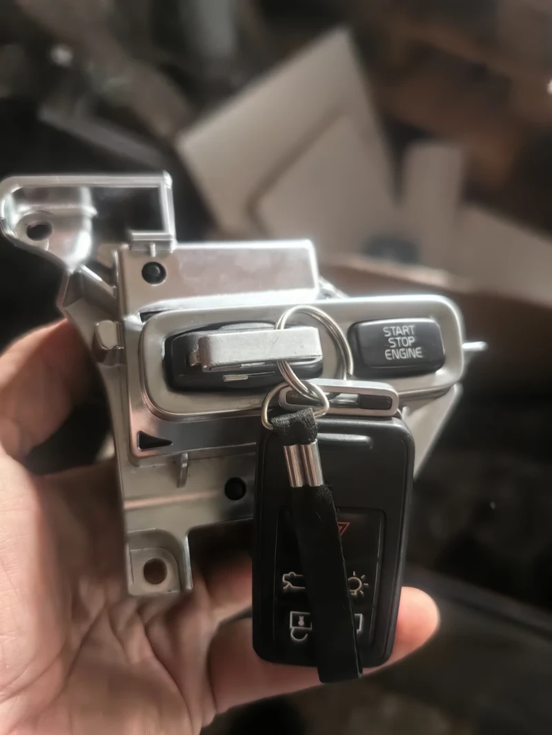 Volvo V70, снимка 4 - Автомобили и джипове - 53498480