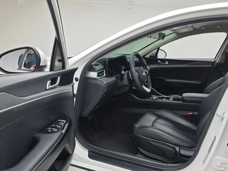 Kia K5 2.0 - САМО 30% АВАНС, снимка 10 - Автомобили и джипове - 55734823