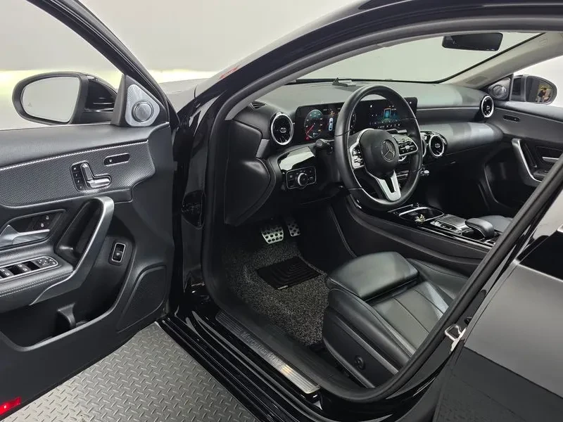Mercedes-Benz A 220 Sedan | Mobile.bg � ����������� 10