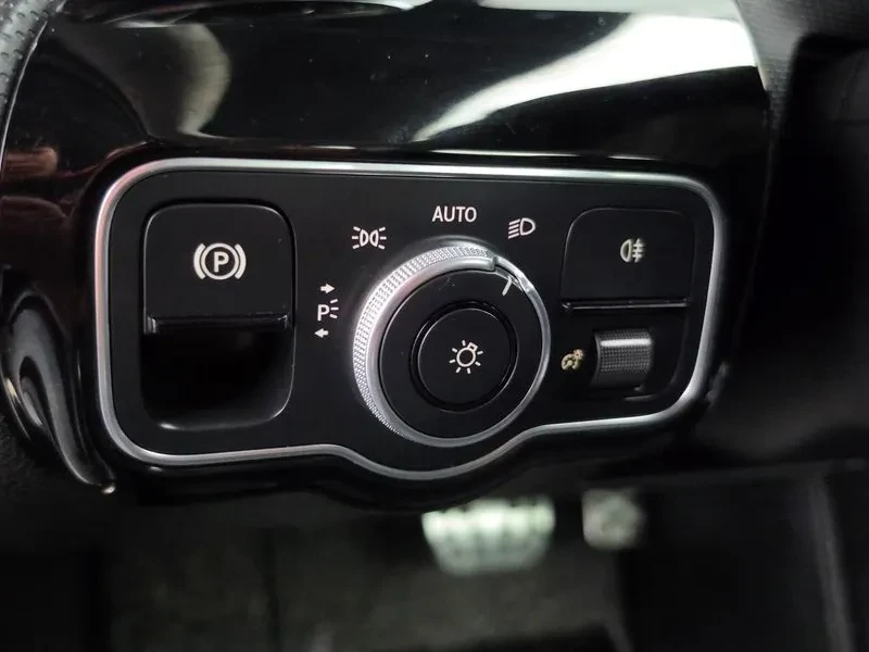 Mercedes-Benz A 220 Sedan | Mobile.bg � ����������� 17