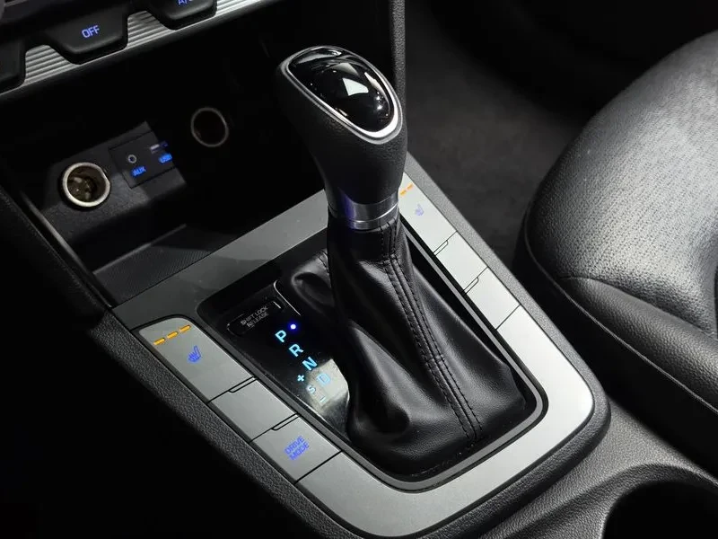 Hyundai Elantra AVANTE 1.6 STYLE  ���������| �������| ������ | Mobile.bg � ����������� 9