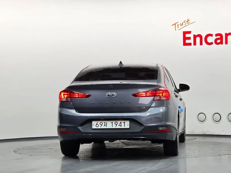 Hyundai Elantra AVANTE 1.6 STYLE  ���������| �������| ������ | Mobile.bg � ����������� 4