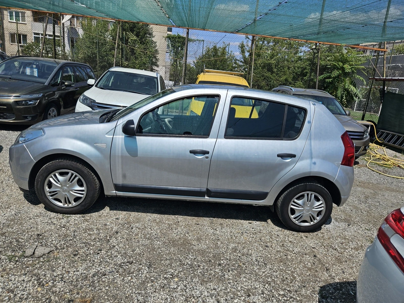 Dacia Sandero 1.4i..75кс..GPL..КЛИМАТИК ..ИТАЛИЯ - изображение 4