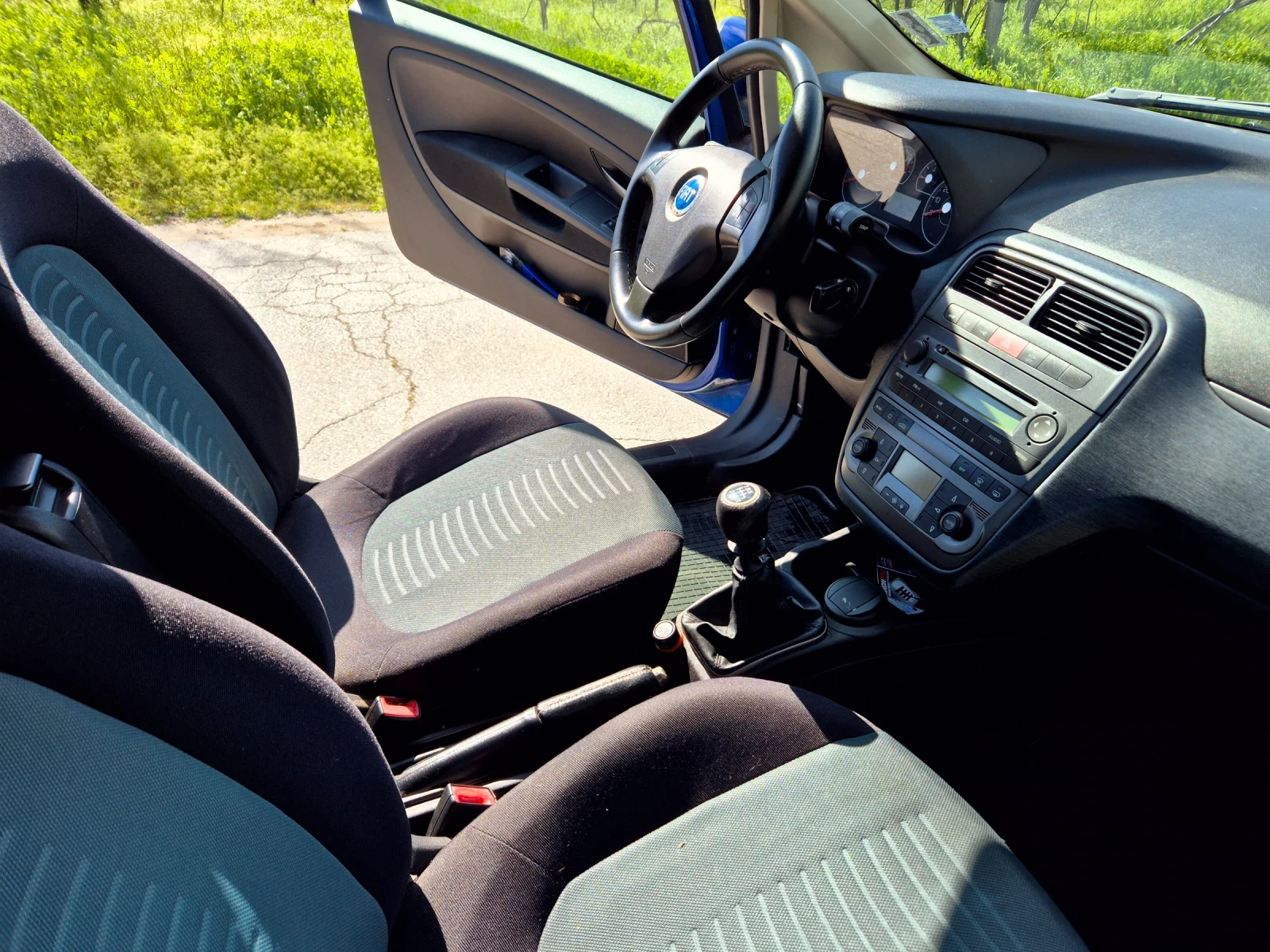 Fiat Punto Grande Punto 1.4 /16v 6 скорости ГАЗ - изображение 8