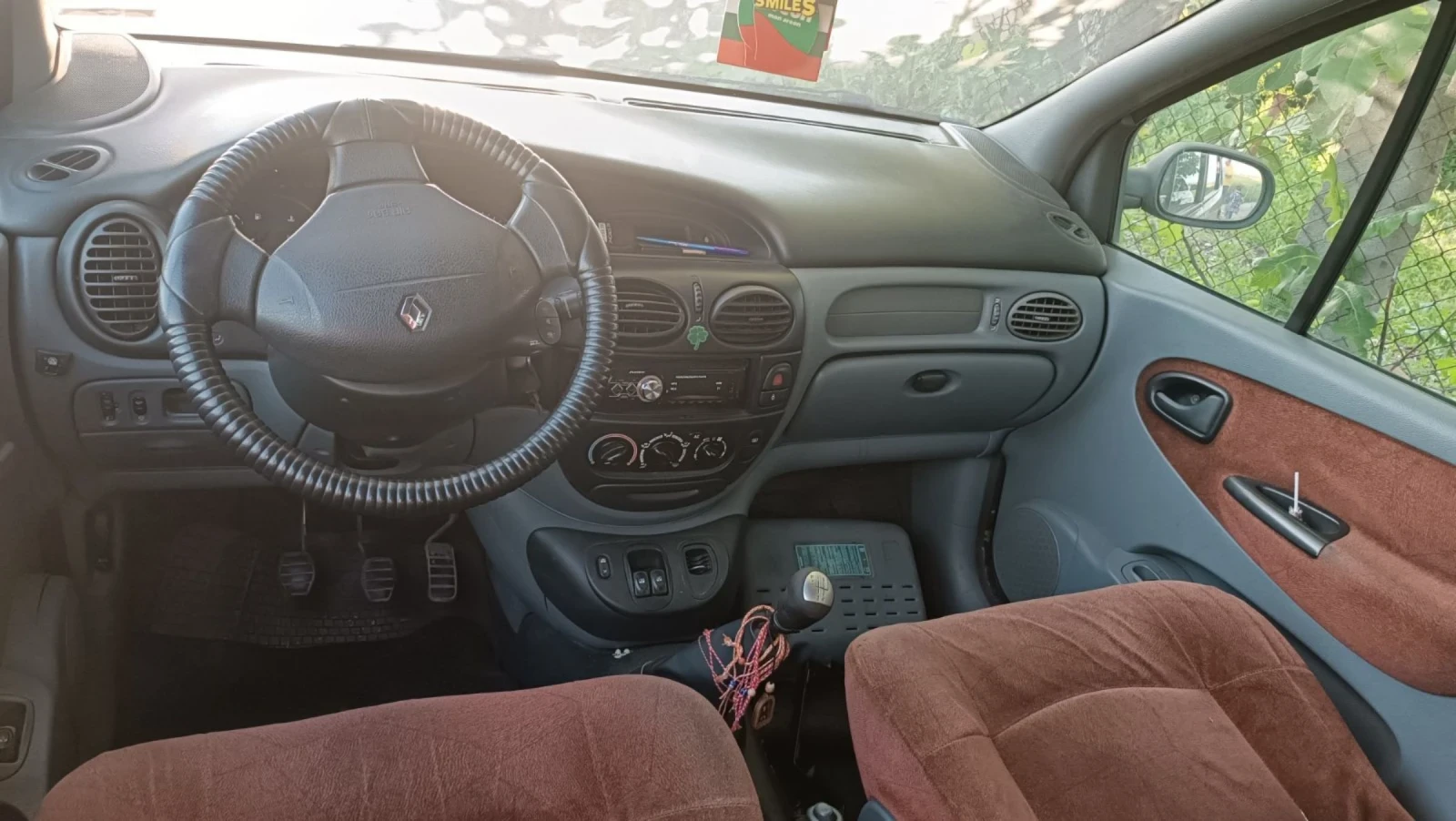 Renault Megane 1.6 16v - изображение 8