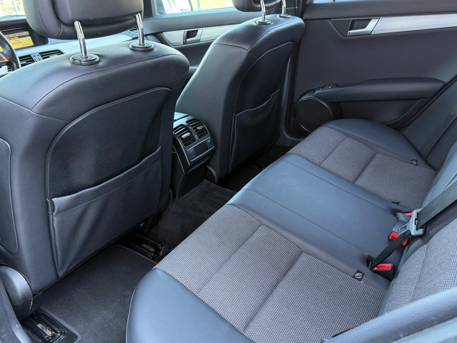 Mercedes-Benz C 350 AMG* 265кс* 7G* PODGREV* KOJA* NAVI* ECO* HARMAN/K | Mobile.bg — изображение 11
