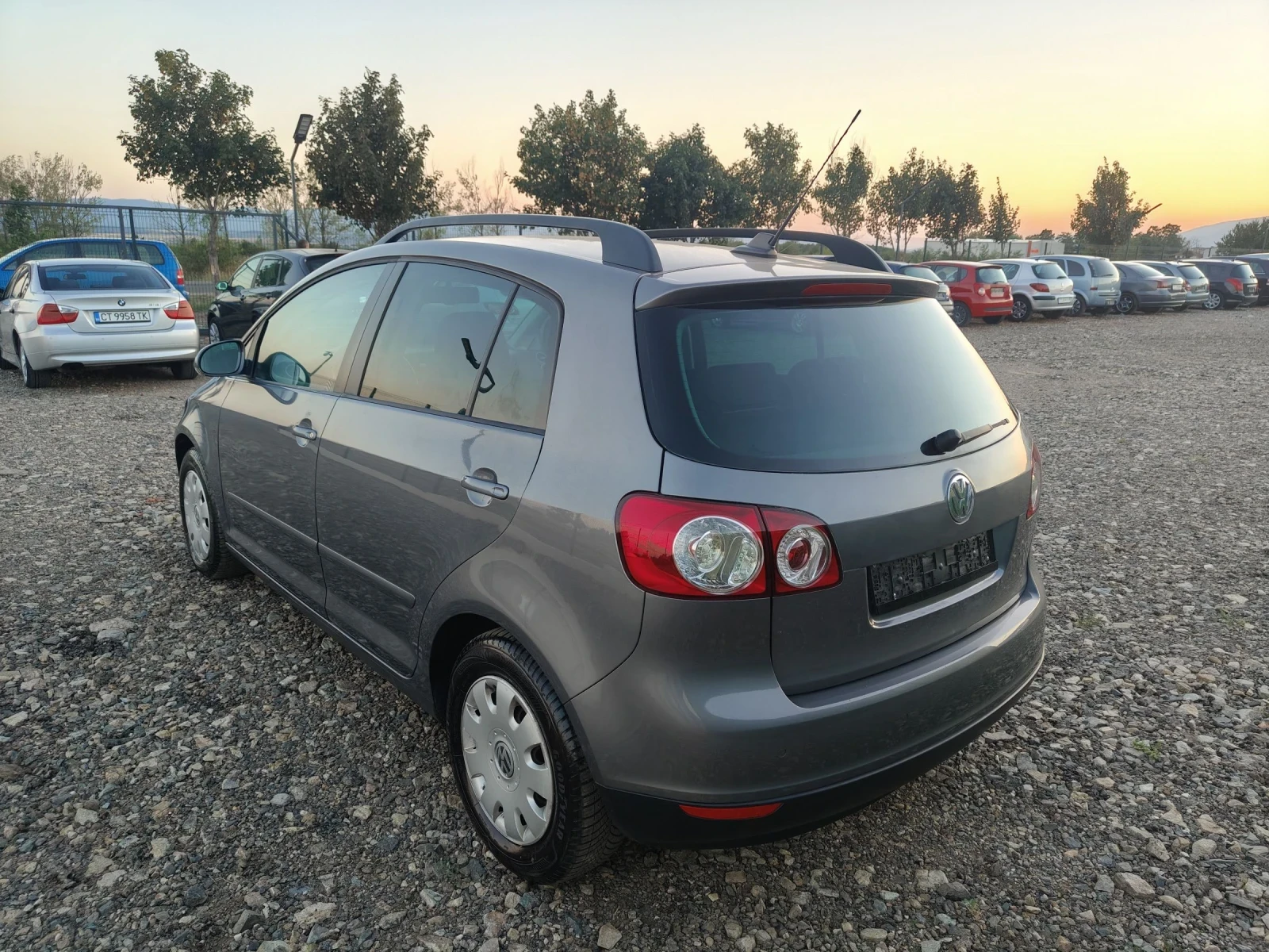 VW Golf Plus 1.6 102 КС Klima Navi  - изображение 4