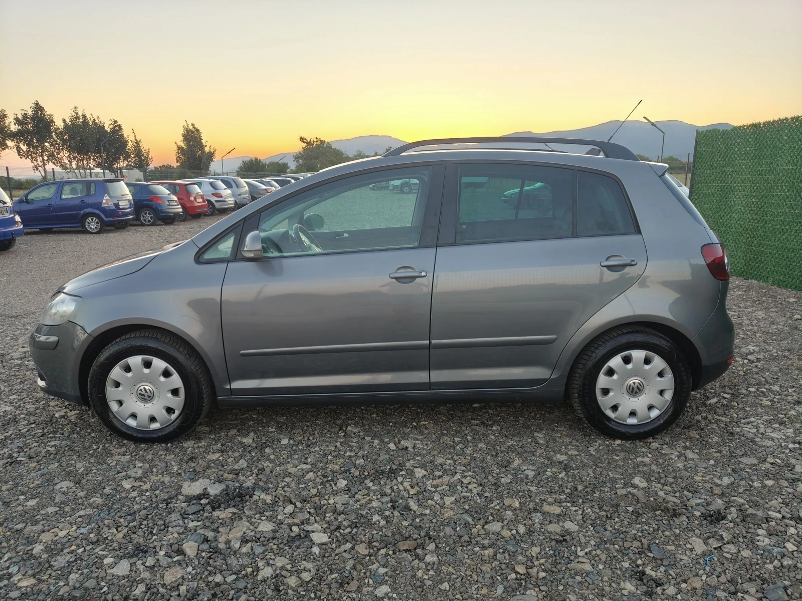 VW Golf Plus 1.6 102 КС Klima Navi  - изображение 3