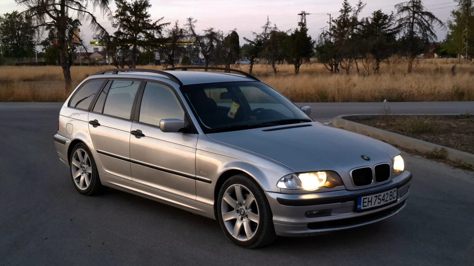 BMW 320  E46 2.0 136KC  - изображение 3