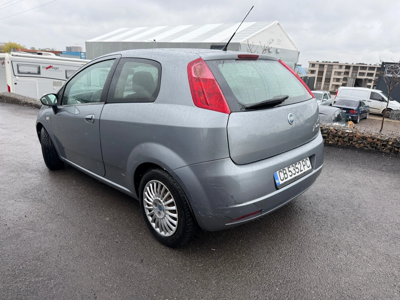 Fiat Punto МултиВолан/Климатик/Обслужен, снимка 4 - Автомобили и джипове - 54269290