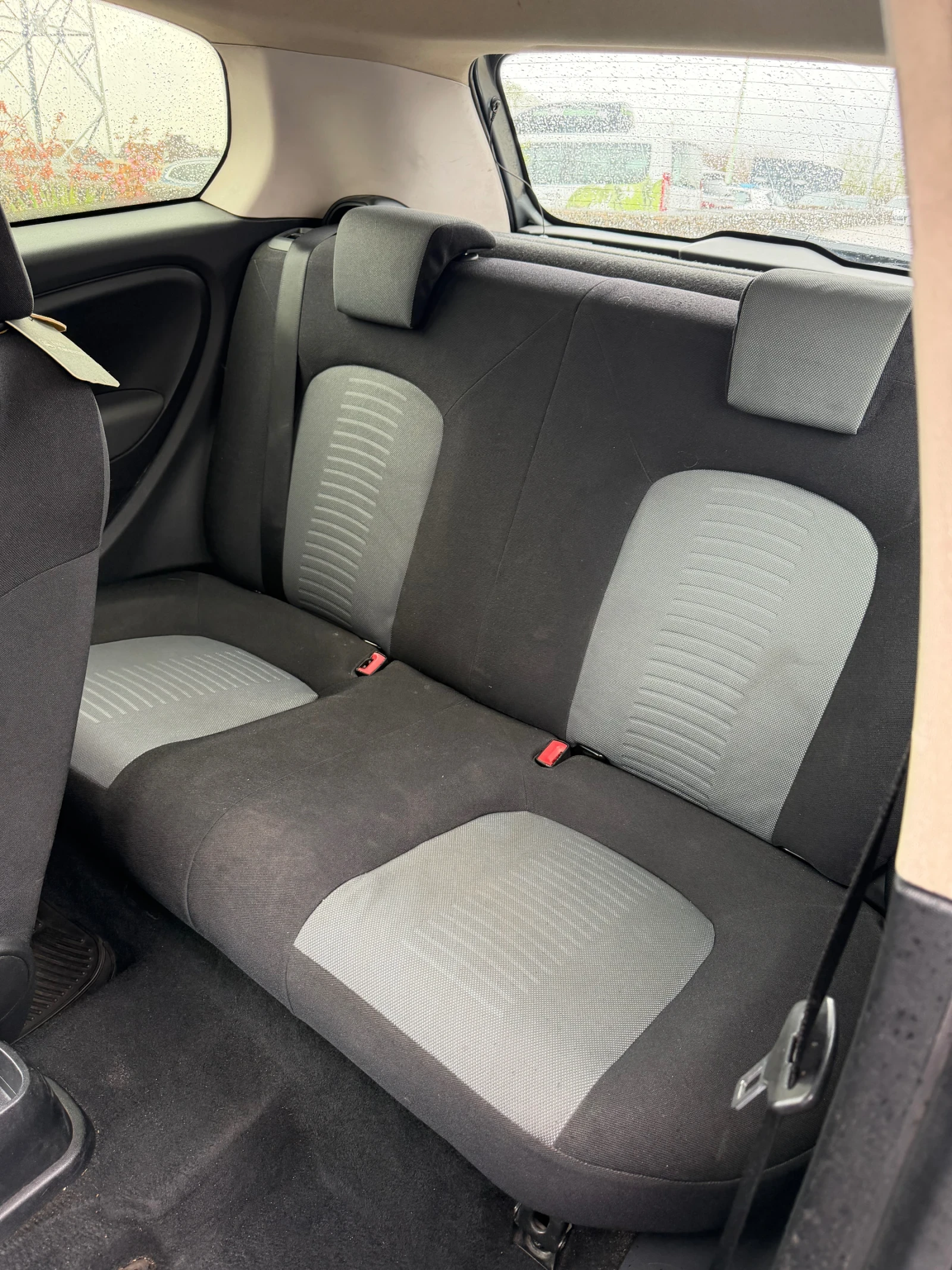 Fiat Punto МултиВолан/Климатик/Обслужен, снимка 6 - Автомобили и джипове - 54269290