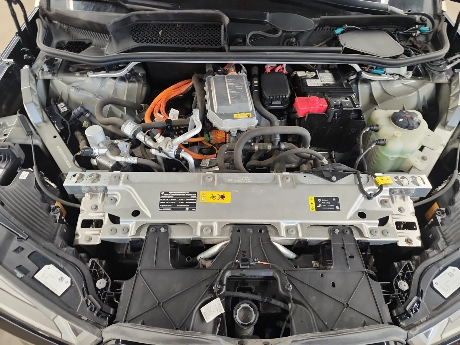 BMW iX XDRIVE50, снимка 10 - Автомобили и джипове - 54768600