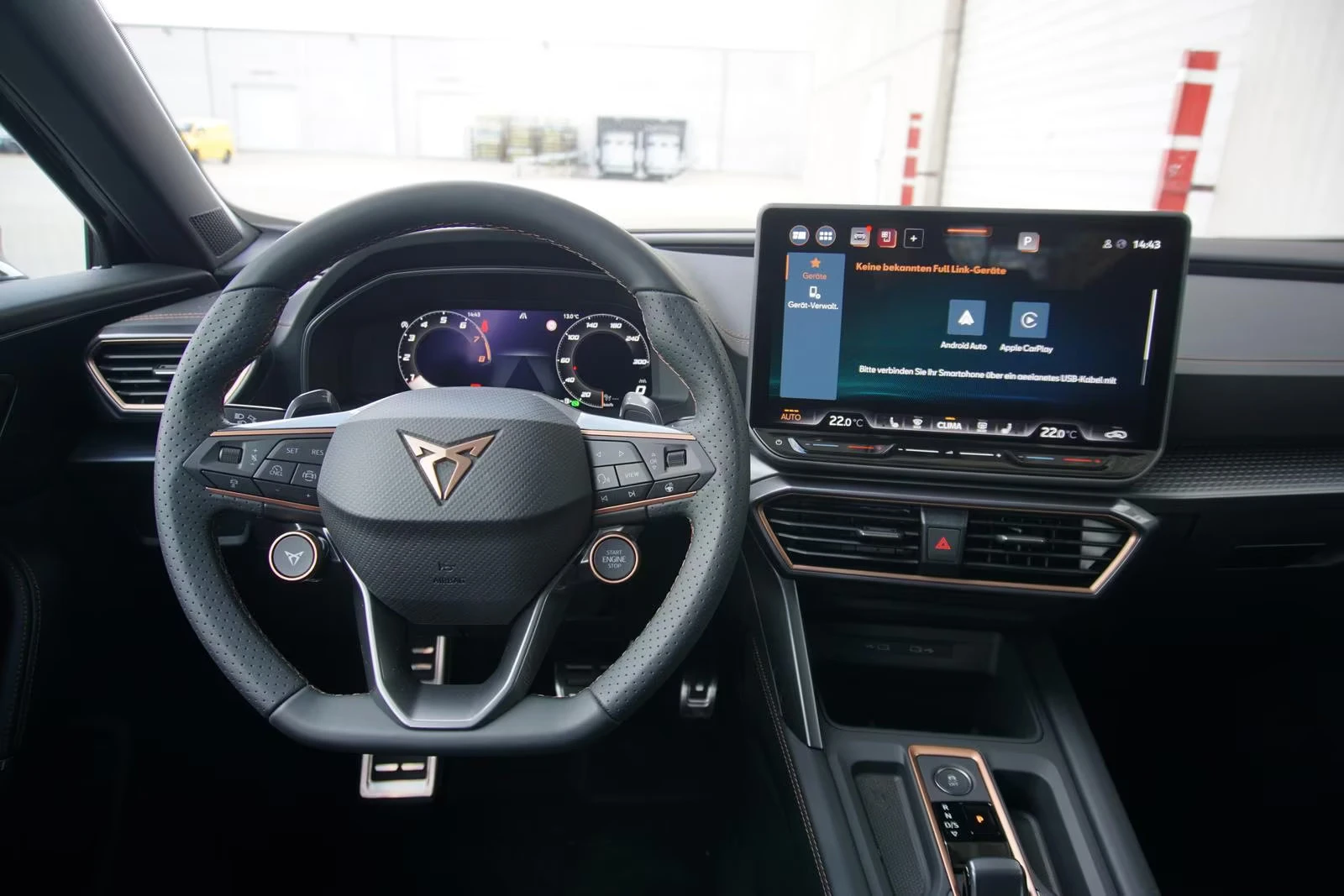 Cupra Formentor 2.0TSI/333HP/VZ/4DRIVE/PANO/CAM/MEMO/CPLAY/386q, снимка 9 - Автомобили и джипове - 54823530