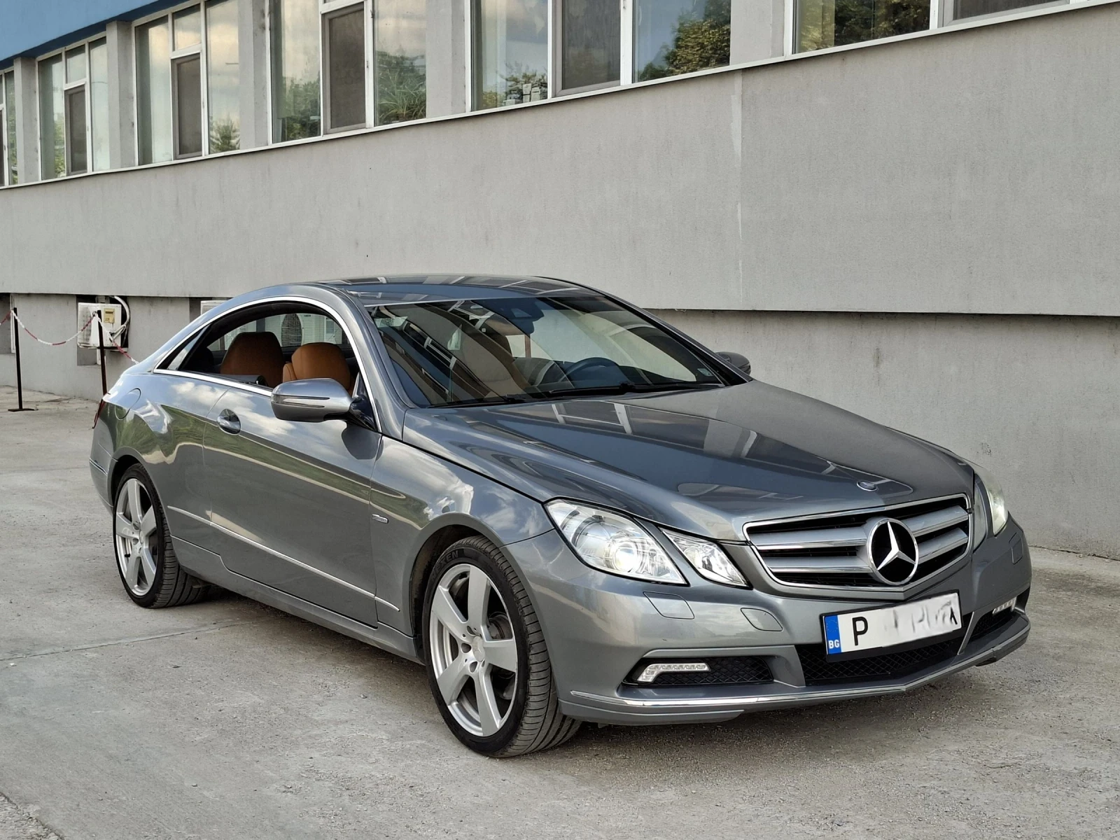 Mercedes-Benz E 350 БАРТЕР?, снимка 2 - Автомобили и джипове - 54908865