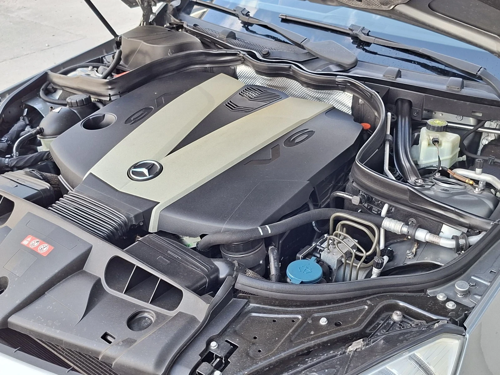 Mercedes-Benz E 350 БАРТЕР?, снимка 11 - Автомобили и джипове - 54908865