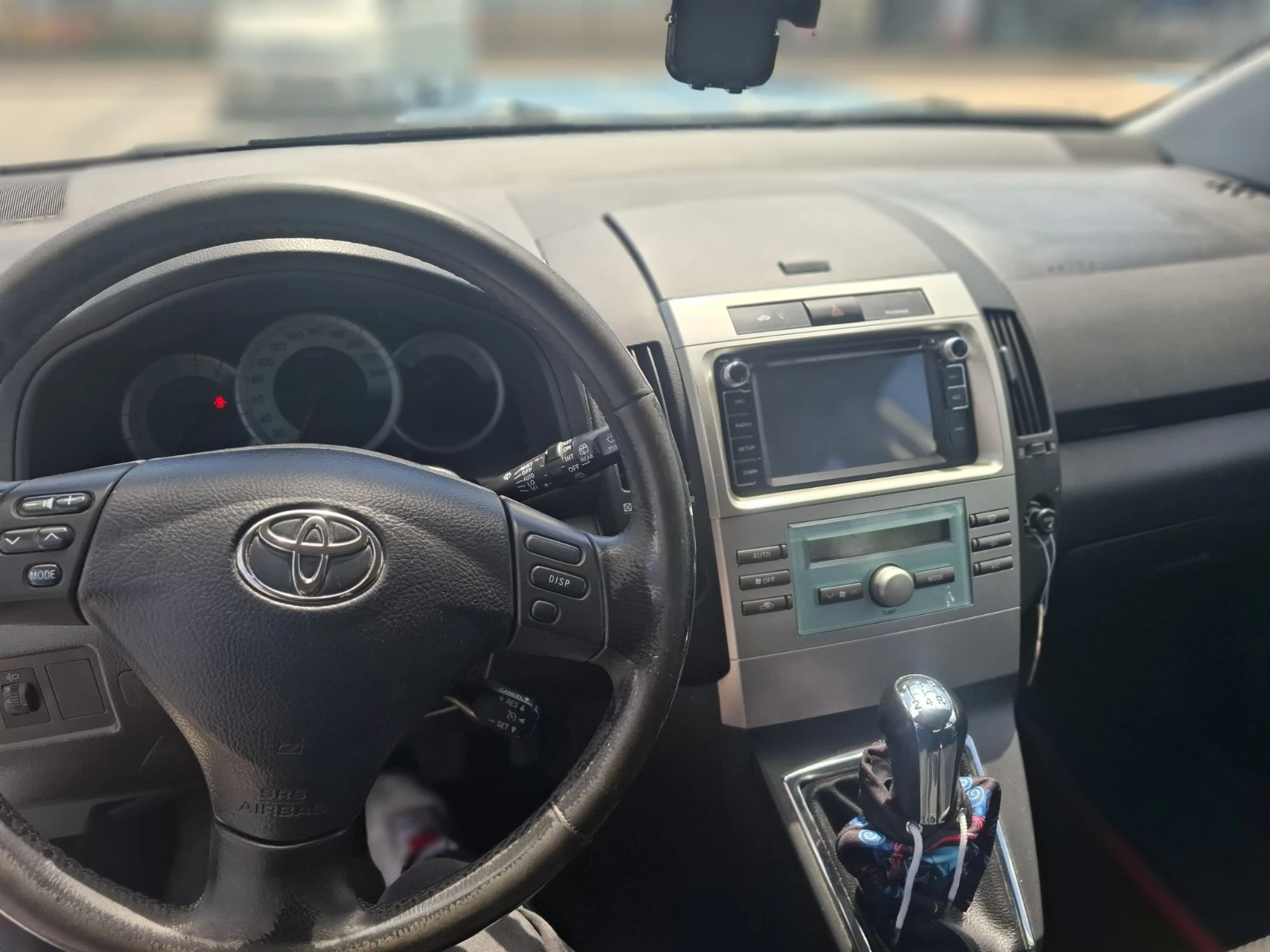 Toyota Corolla verso, снимка 3 - Автомобили и джипове - 55270446