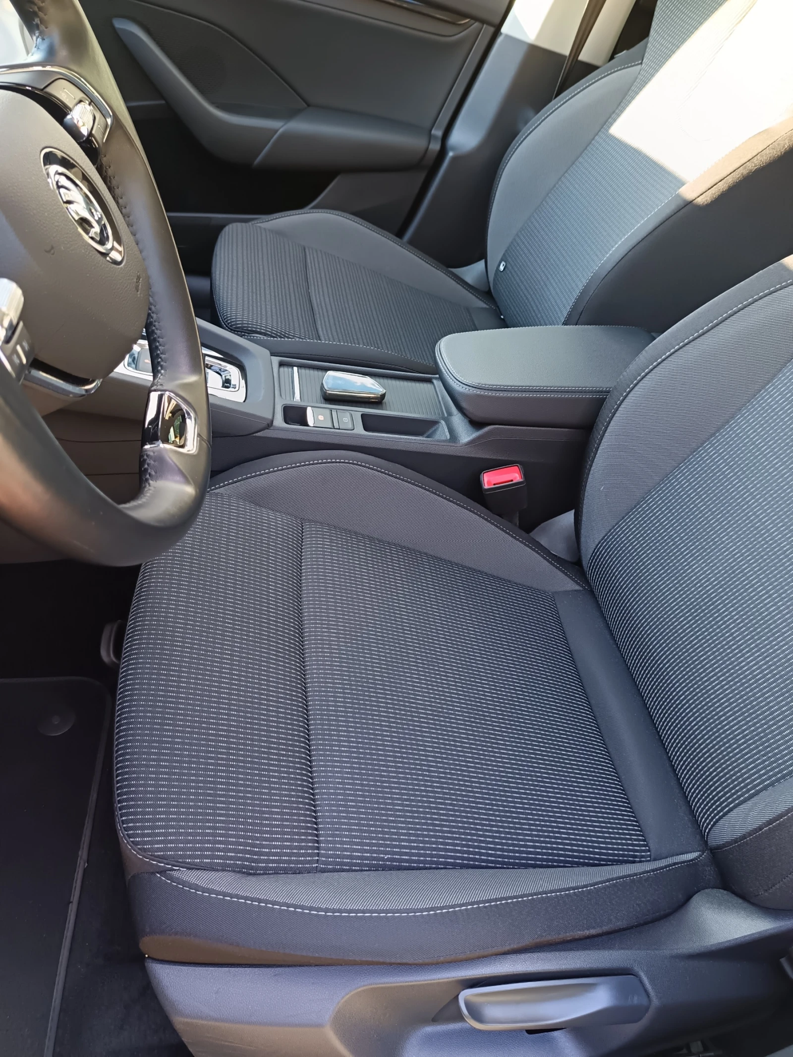 Skoda Octavia 2.0TDI/7DSG/PARKTRONIC, снимка 8 - Автомобили и джипове - 55421117