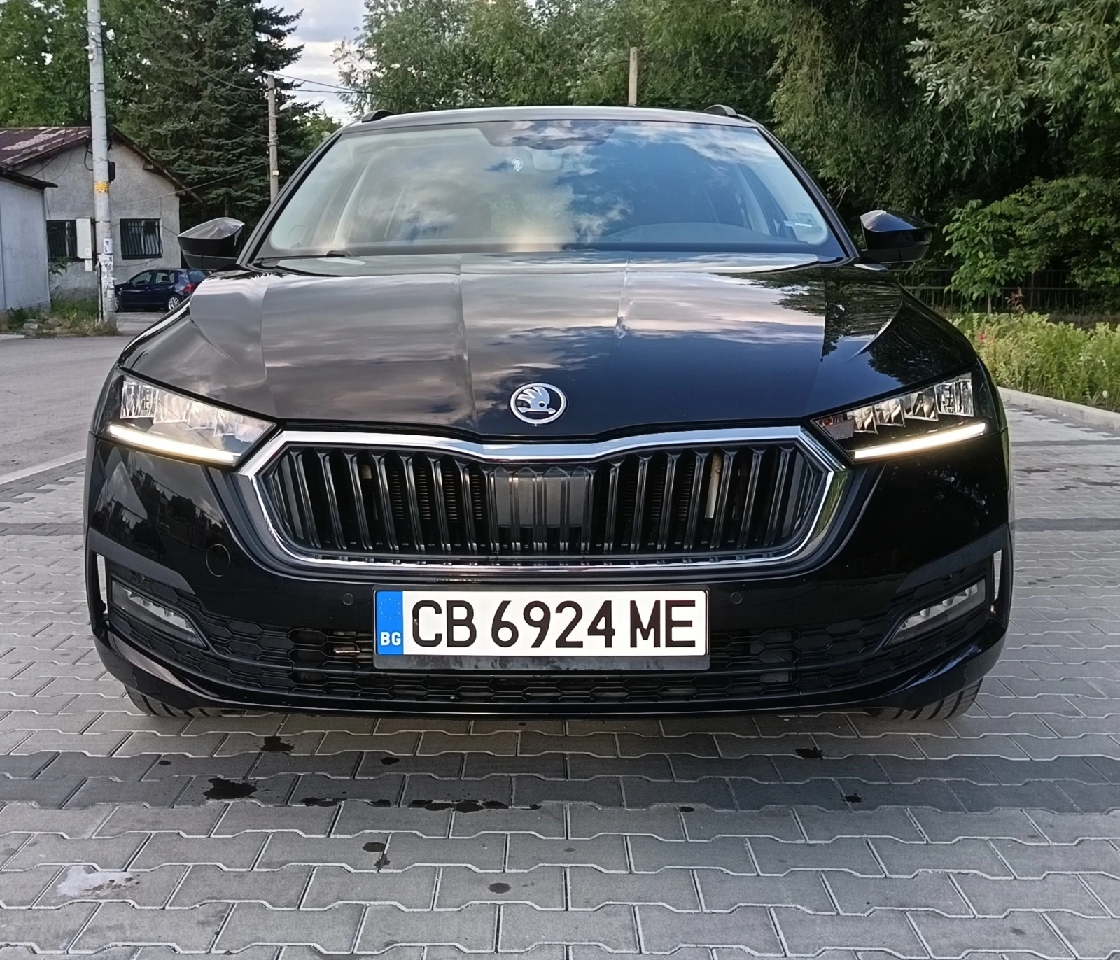 Skoda Octavia 2.0TDI/7DSG/PARKTRONIC, снимка 2 - Автомобили и джипове - 55421117
