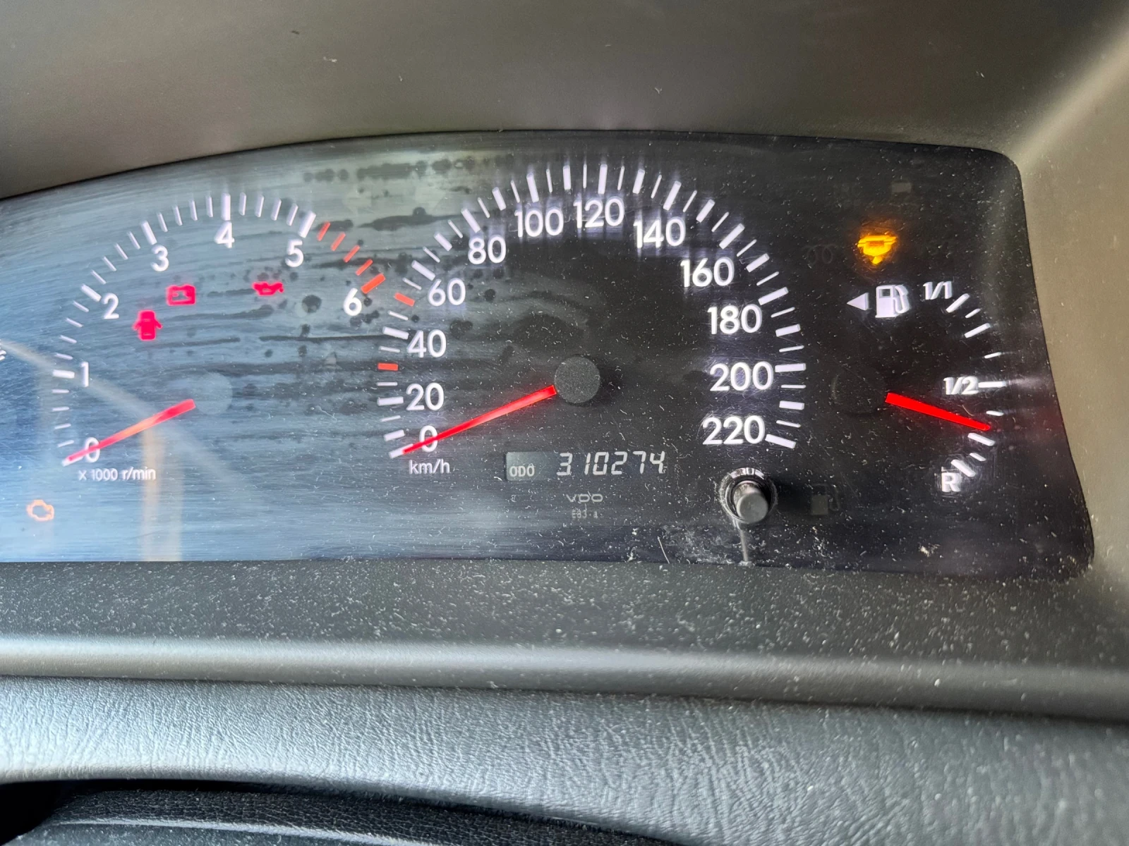 Toyota Corolla D-4D, снимка 10 - Автомобили и джипове - 55771949