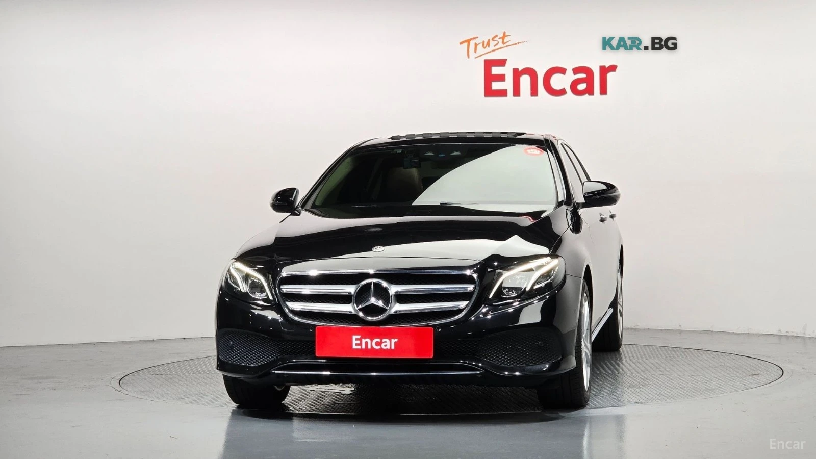 Mercedes-Benz E 220 4MATIC AVANGARDE* HUD* КОЖА* НАВИ* ПАНО, снимка 3 - Автомобили и джипове - 55832602