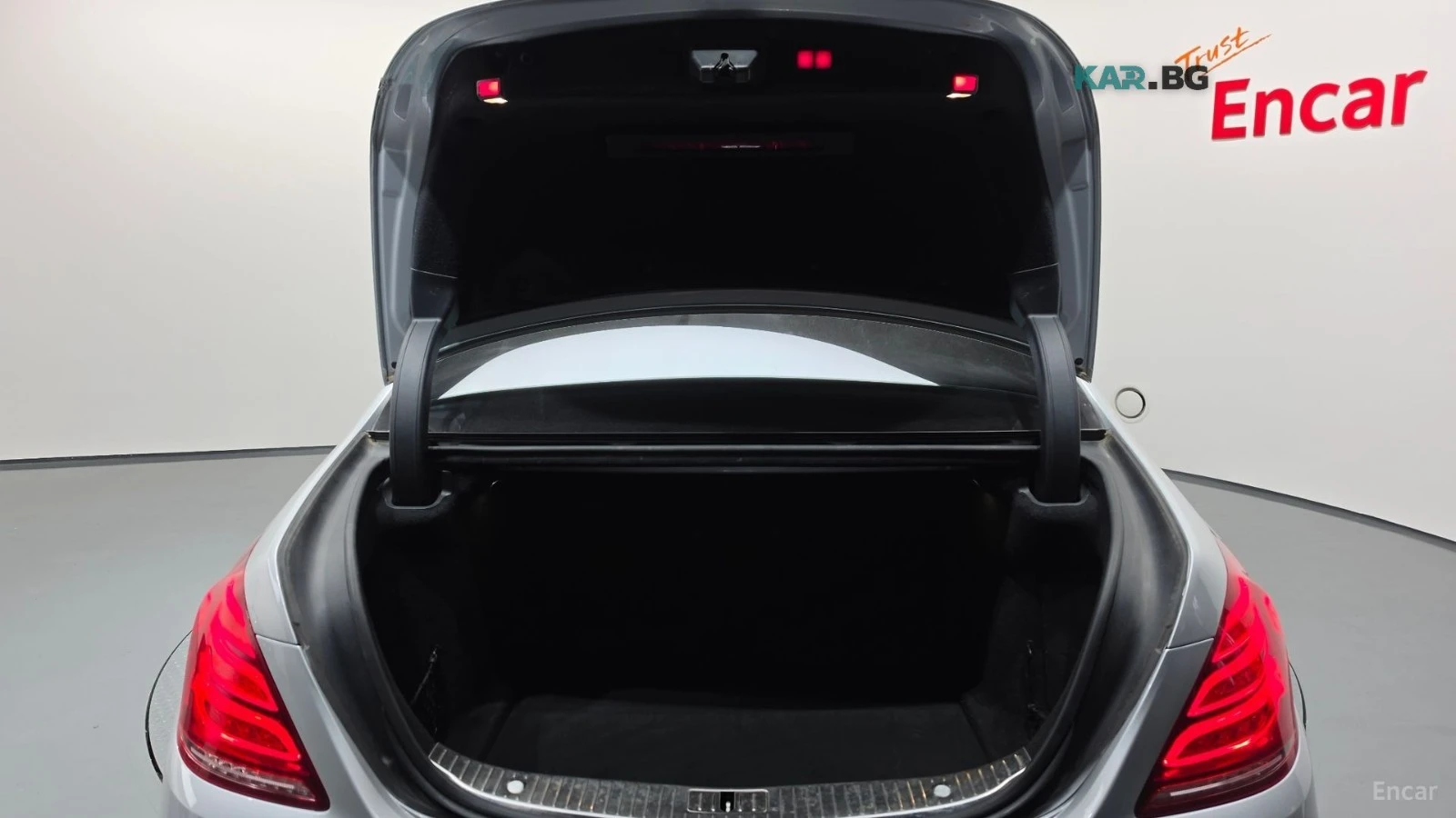 Mercedes-Benz S 63 AMG 4MATIC* HUD* 360* МАСАЖИ* ПАНО, снимка 17 - Автомобили и джипове - 55833028