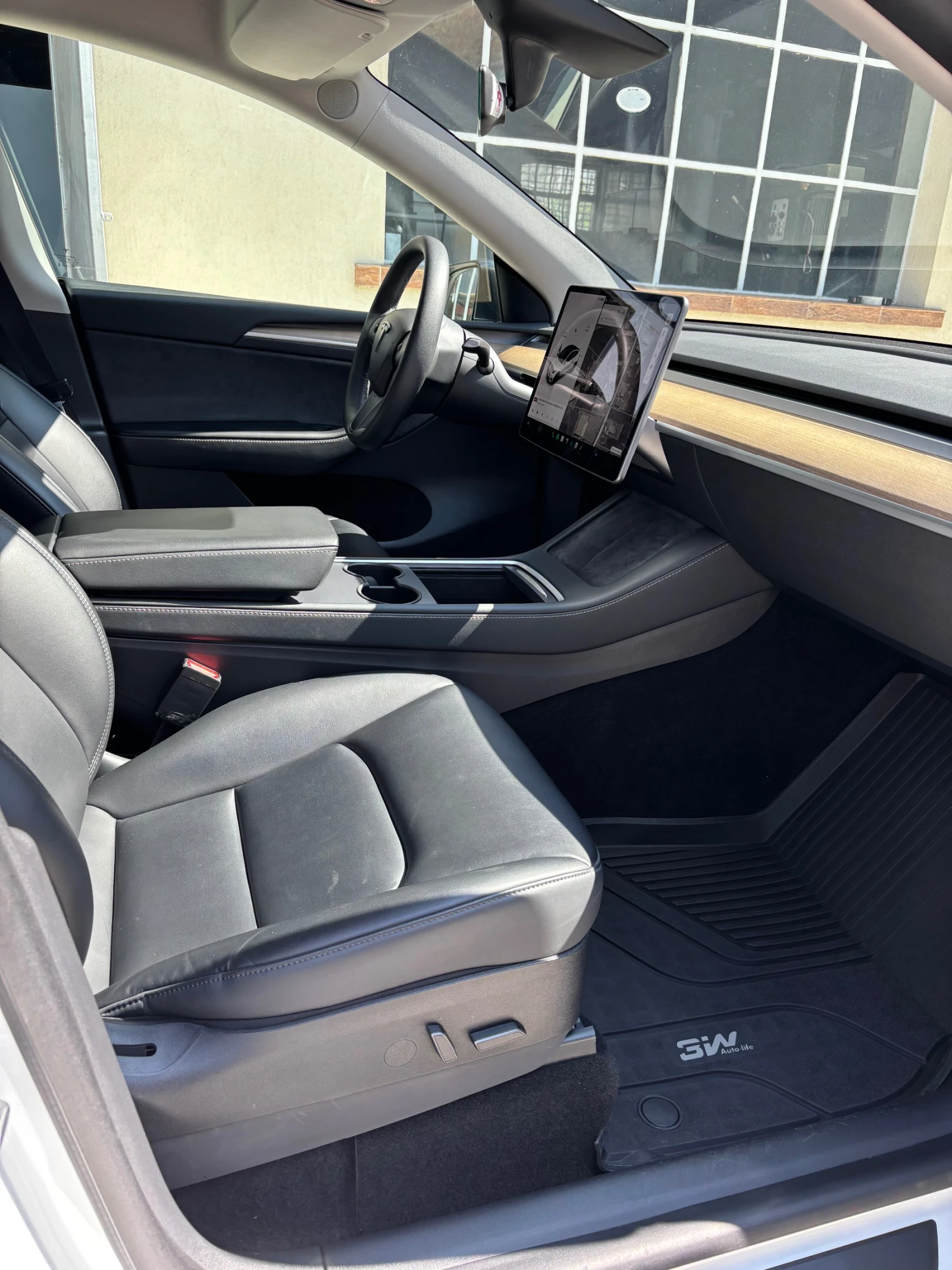 Tesla Model Y Long Range* dualmotor* европейска* AWD* 475кс., снимка 6 - Автомобили и джипове - 55892018