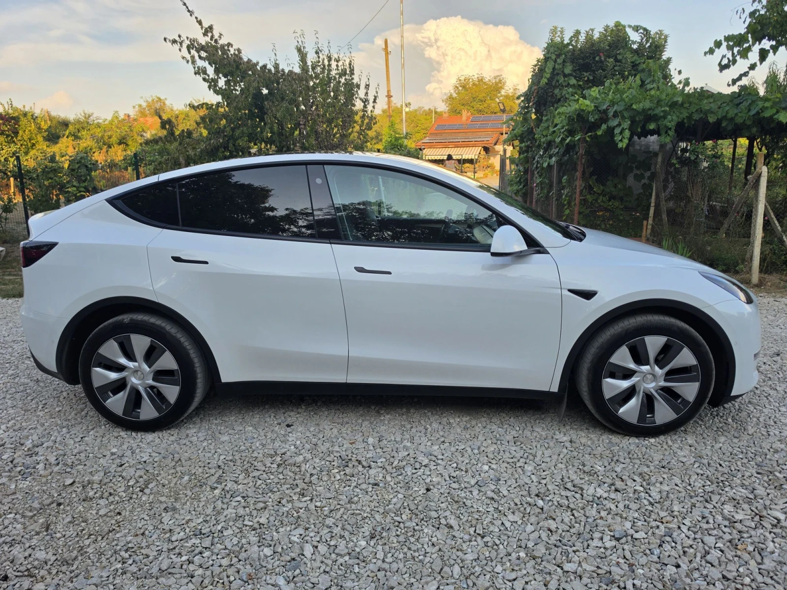 Tesla Model Y Long Range AWD Теглич, снимка 2 - Автомобили и джипове - 55950726