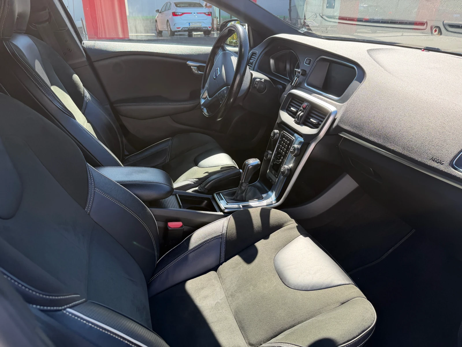 Volvo V40 D4 | Mobile.bg � ����������� 7
