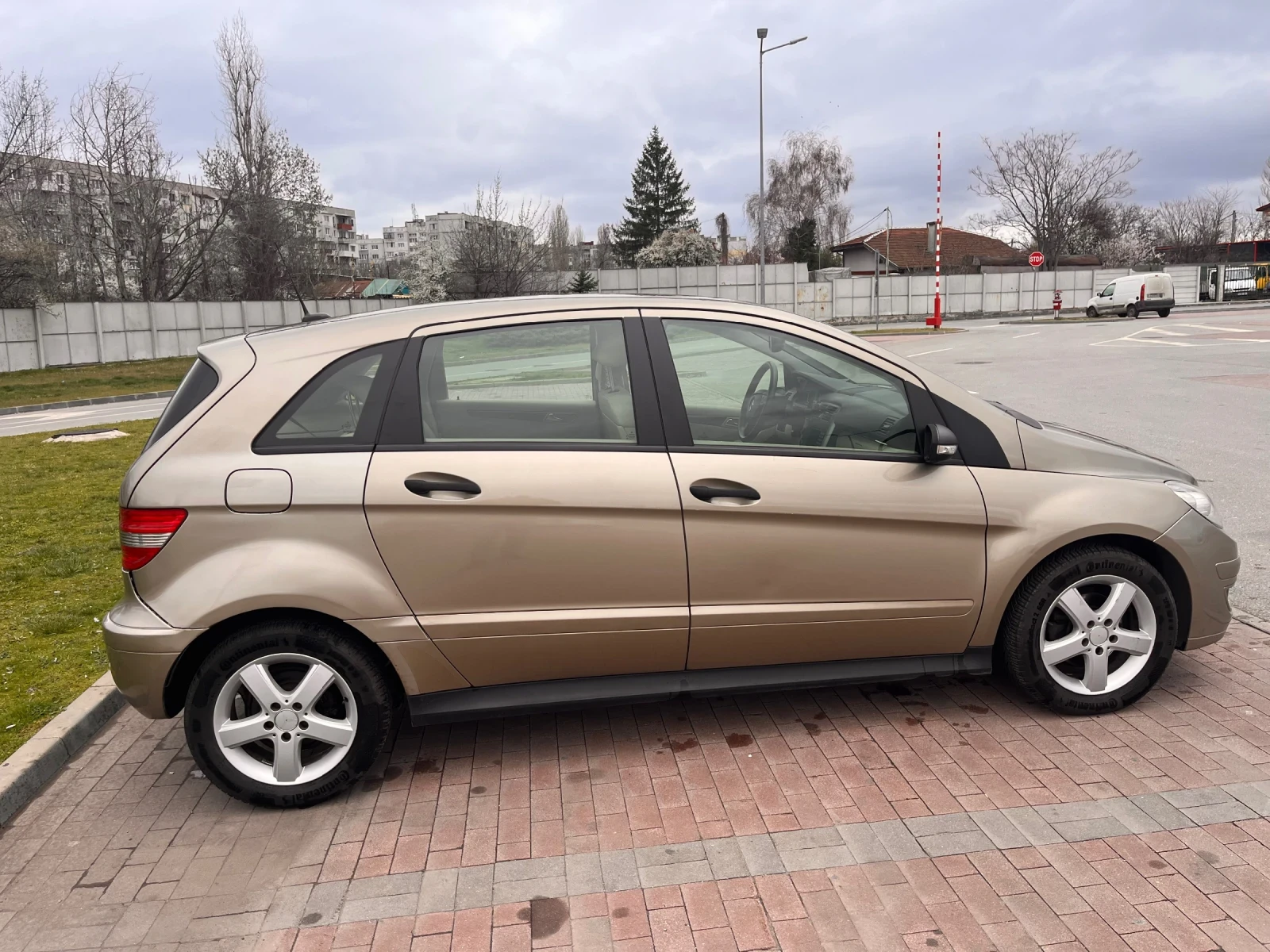 Mercedes-Benz B 170, снимка 5 - Автомобили и джипове - 56004465