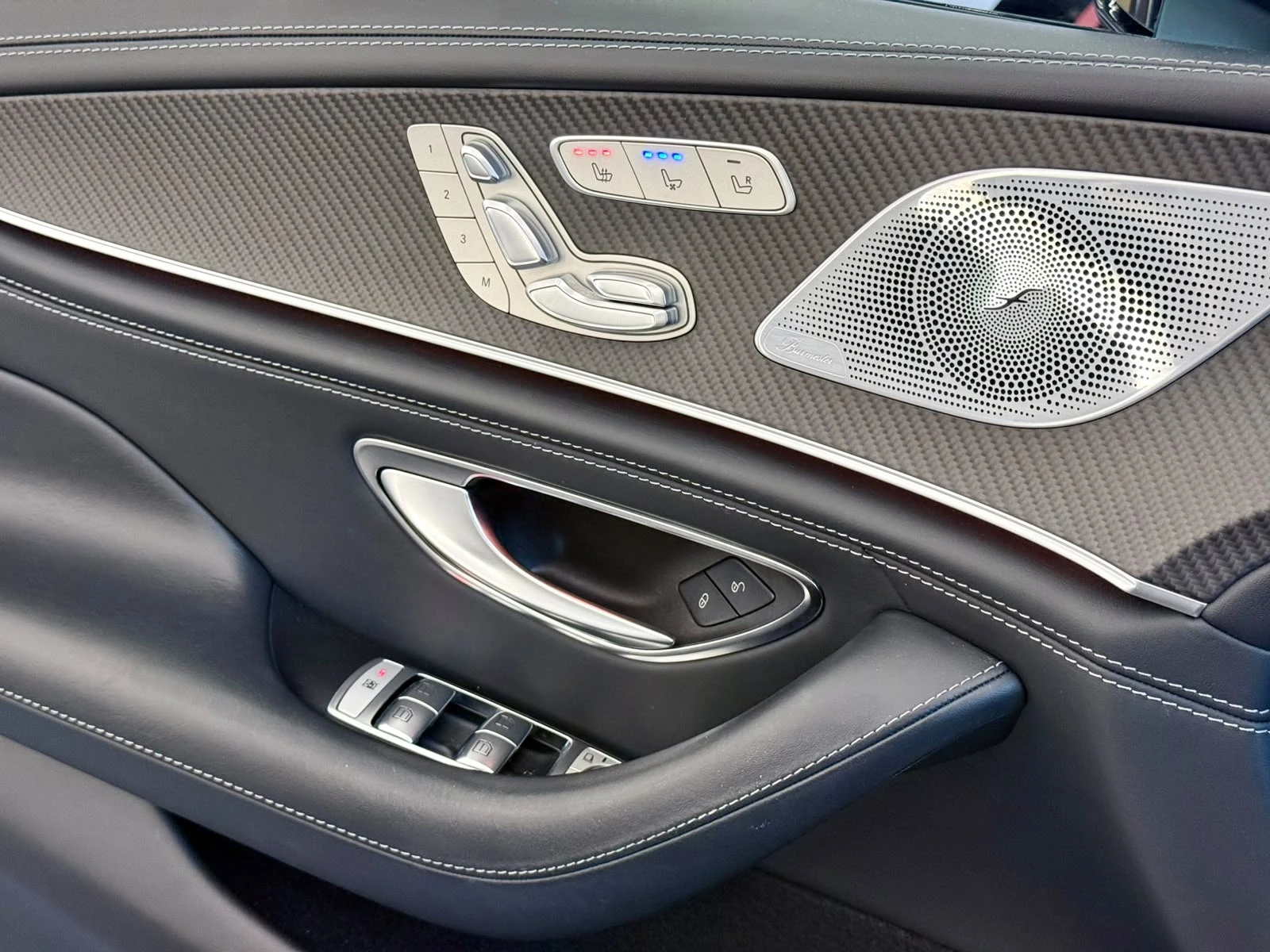 Mercedes-Benz AMG GT 53 AMG* Aeropack* FULL* 4M* Burmester* H&U* ЛИЗИНГ, снимка 7 - Автомобили и джипове - 56214433