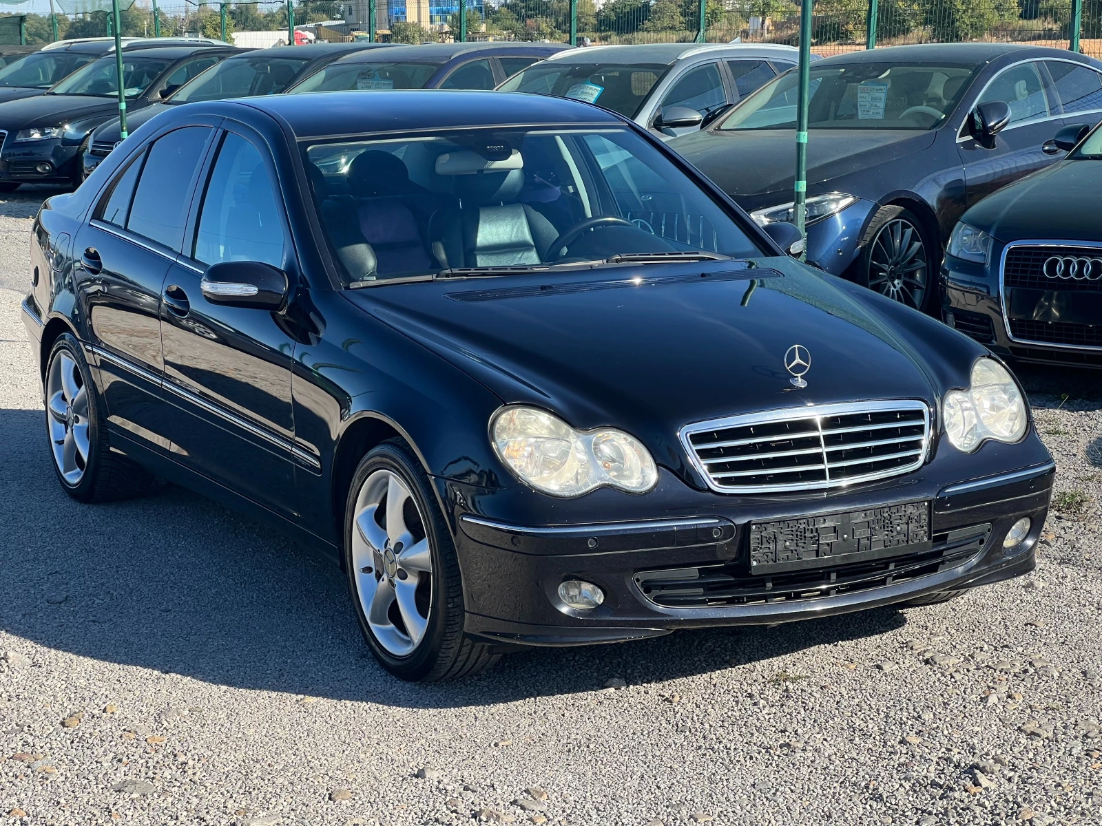 Mercedes-Benz C 180 1.8 GAS, снимка 3 - Автомобили и джипове - 56344112