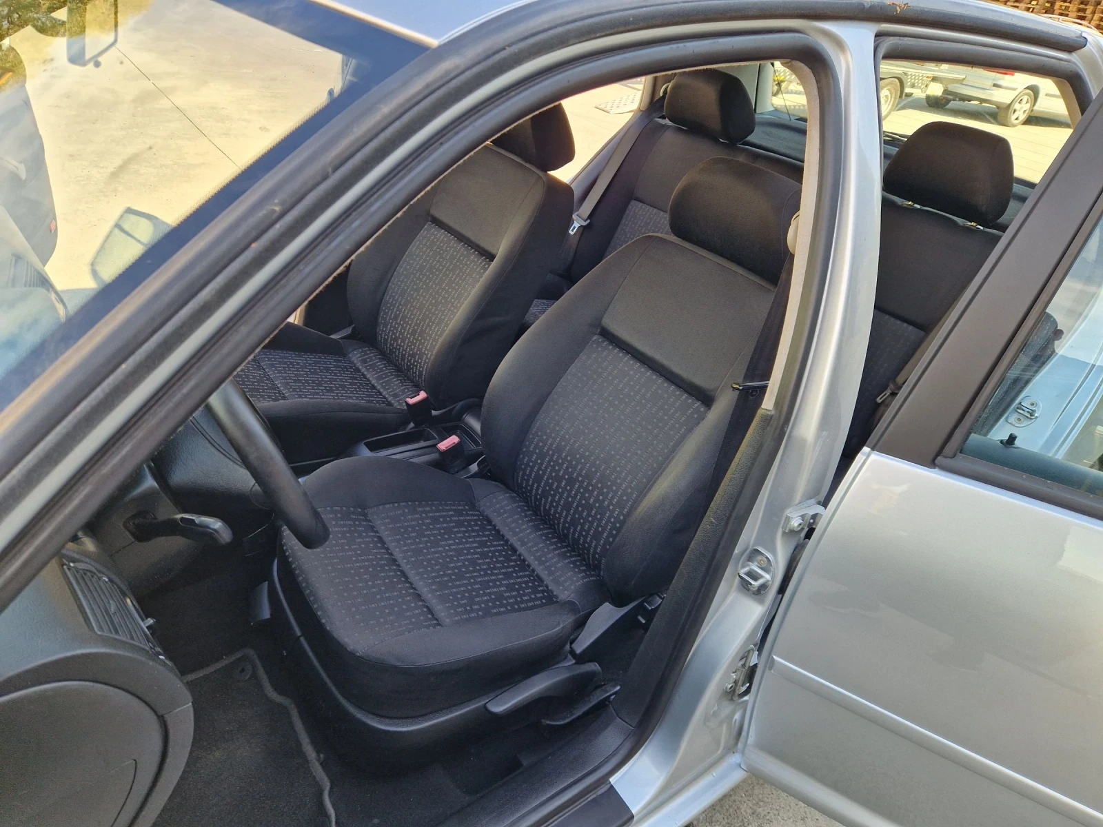 VW Golf 1.9TDI 90�.�. | Mobile.bg � ����������� 8