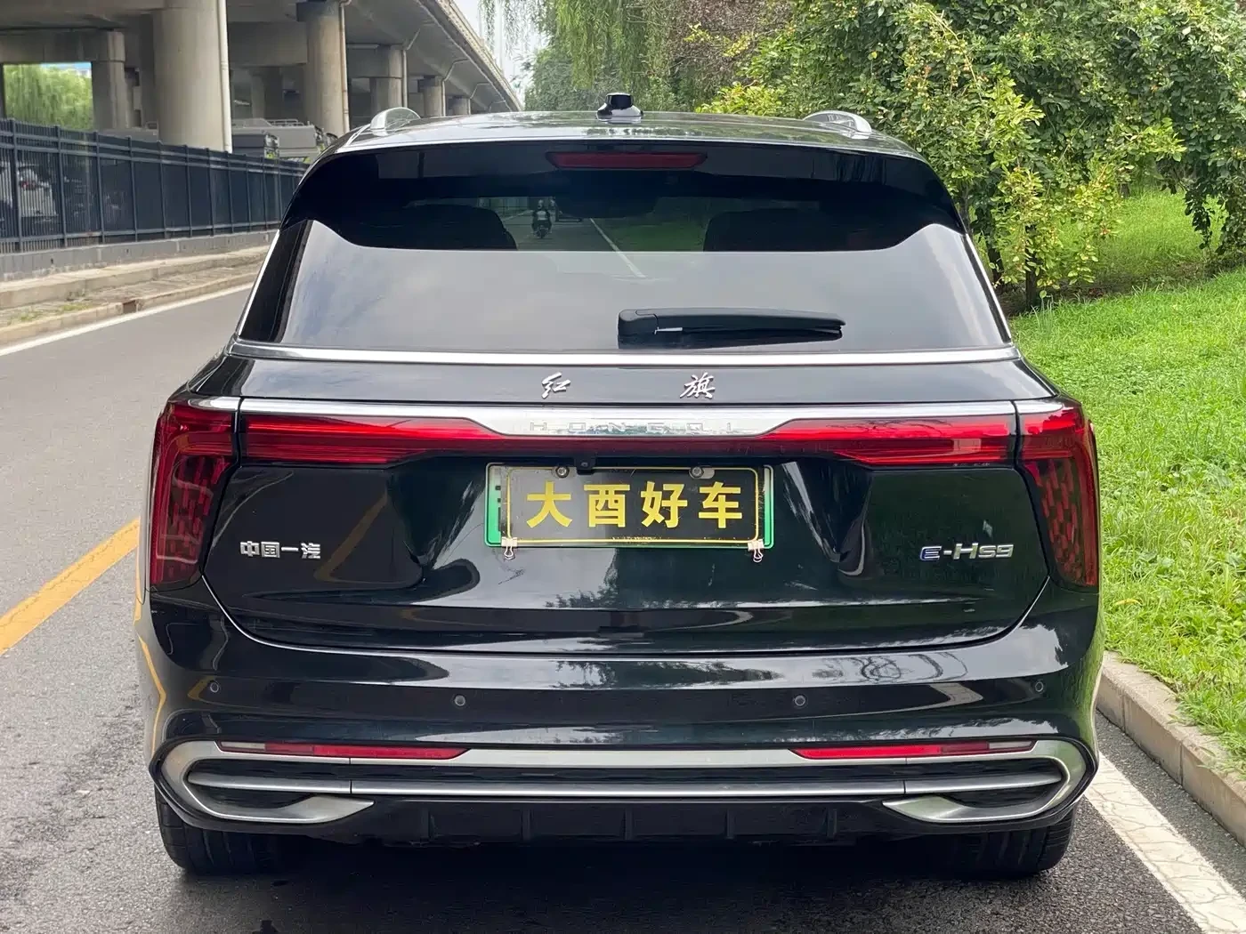 HongQi E-HS9 690KM QI XIANG EDITION   6 ����� | 360 ������ |  | Mobile.bg � ����������� 9