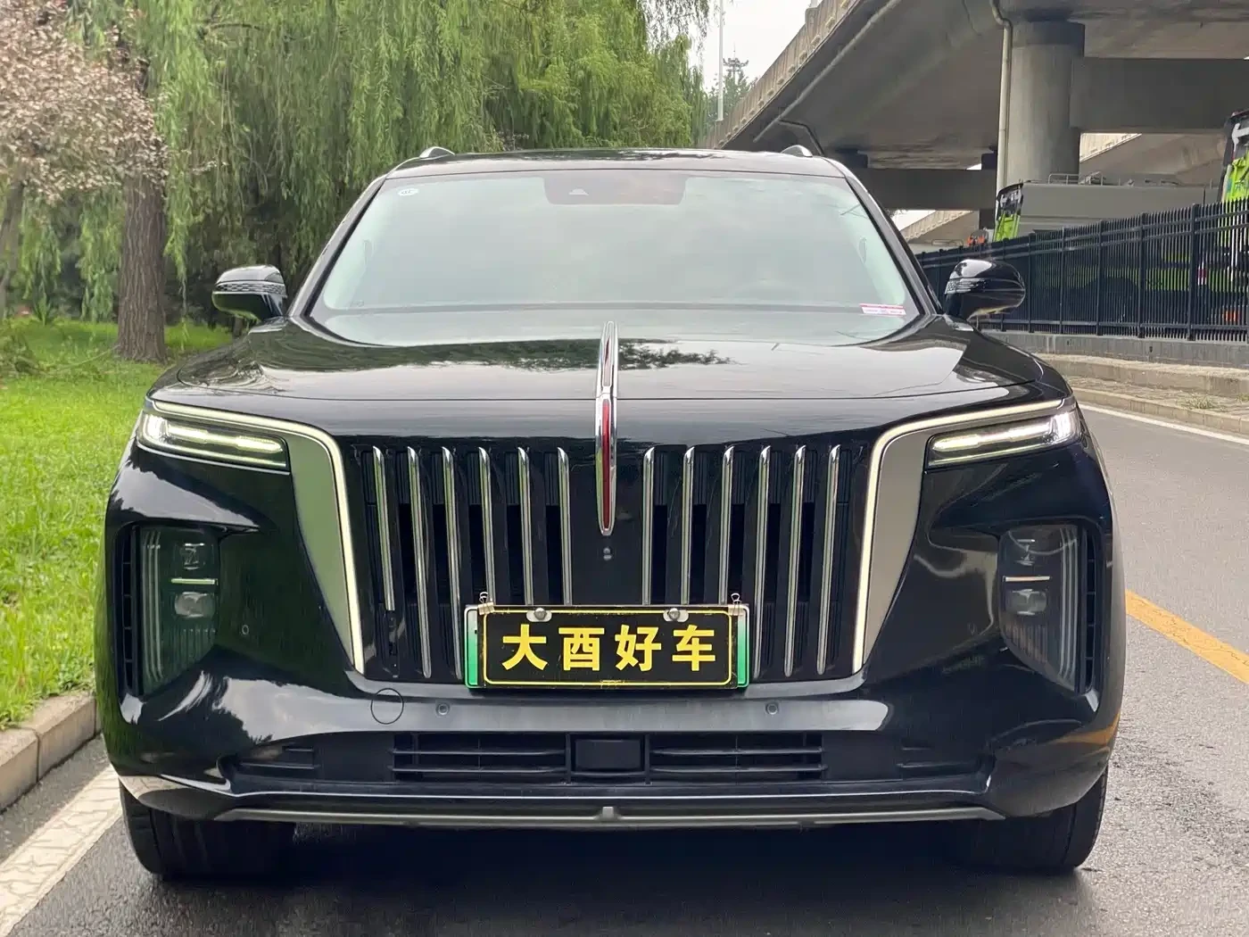 HongQi E-HS9 690KM QI XIANG EDITION   6 ����� | 360 ������ |  | Mobile.bg � ����������� 2