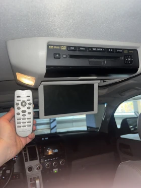 Toyota Sequoia Platinum 5.7 V8 4x4 - 39800 лв. / 20349.42 € - 31971225 15