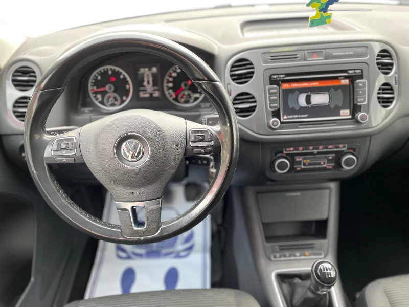 VW Tiguan 2.0TDI Топ Състояние!!!, снимка 11 - Автомобили и джипове - 48227066