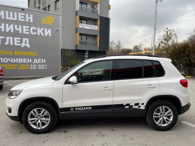 VW Tiguan 2.0TDI Топ Състояние!!!, снимка 4 - Автомобили и джипове - 48227066