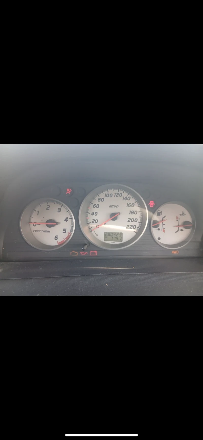 Nissan X-trail 2.2 , снимка 10 - Автомобили и джипове - 52481685