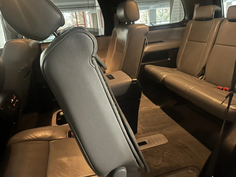 Toyota Sequoia Platinum 5.7 V8 4x4, снимка 9 - Автомобили и джипове - 52369890