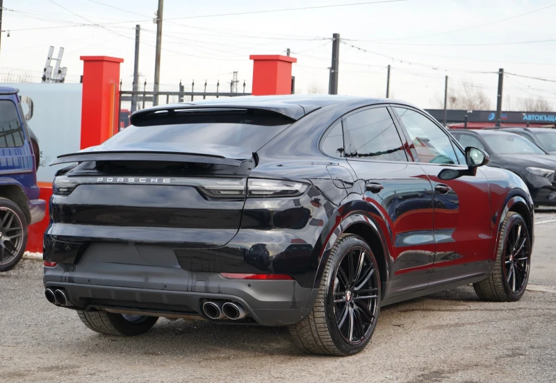 Porsche Cayenne S COUPE* PANO* KEYLESS* HEAD UP* EXCLUSIVE* CARBON, снимка 4 - Автомобили и джипове - 52824874
