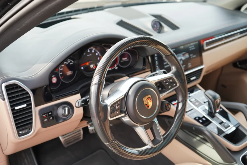 Porsche Cayenne S COUPE* PANO* KEYLESS* HEAD UP* EXCLUSIVE* CARBON, снимка 9 - Автомобили и джипове - 52824874