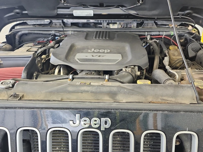 Jeep Wrangler UNLIMITED SAHARA/КОЖА/НАВИГАЦИЯ/+ МЕК ТАВАН, снимка 16 - Автомобили и джипове - 52979488