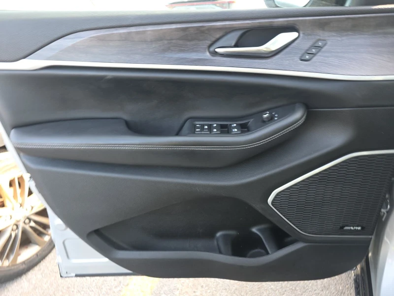 Jeep Grand cherokee 4xe Plug-In Hybrid , снимка 8 - Автомобили и джипове - 53413581