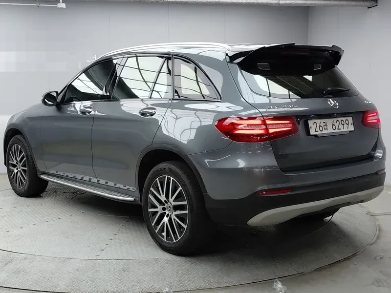Mercedes-Benz GLC X253 Glc350E 4Matic Premium, снимка 2 - Автомобили и джипове - 55361615