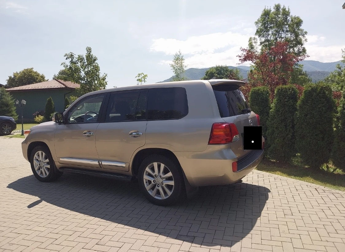 Toyota Land cruiser 4.5-D4D-V8 - изображение 4