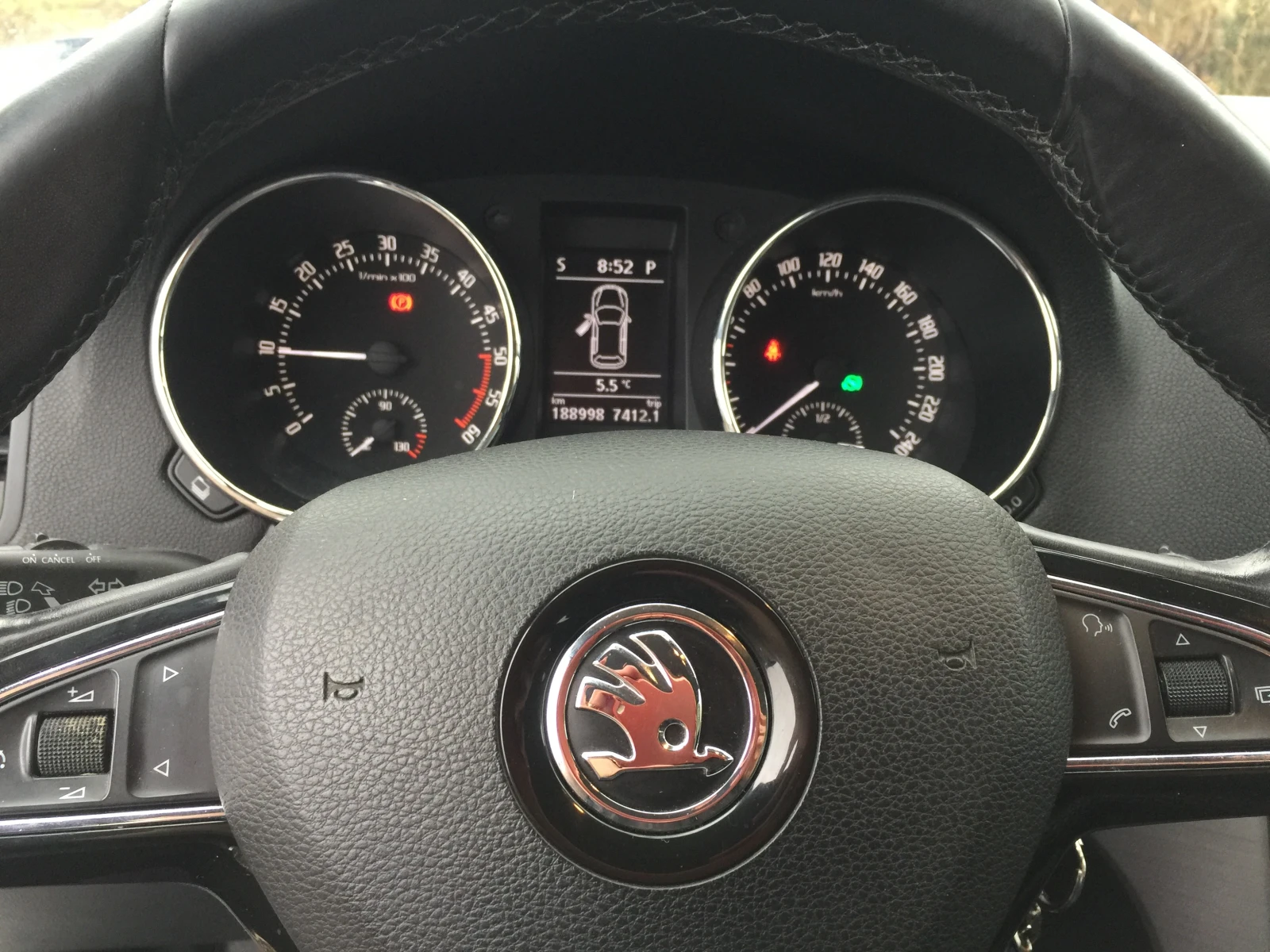 Skoda Yeti 2.0 tdci - изображение 7