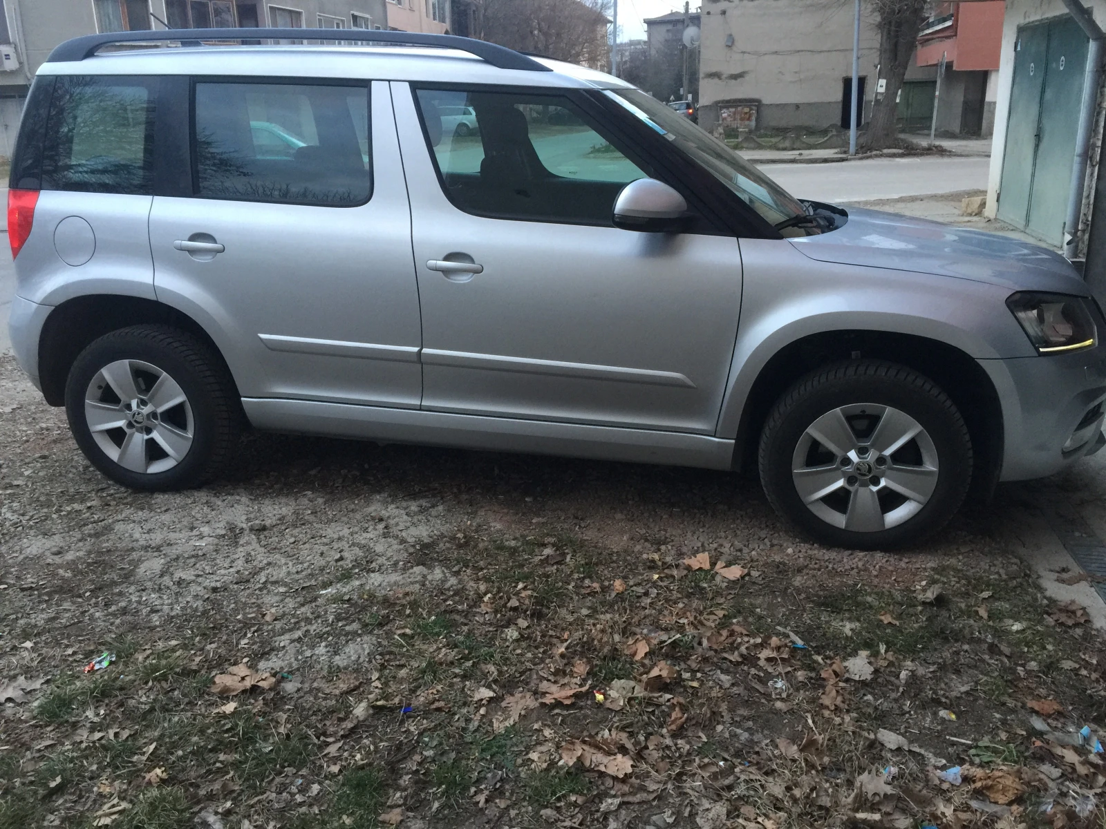 Skoda Yeti 2.0 tdci - изображение 3