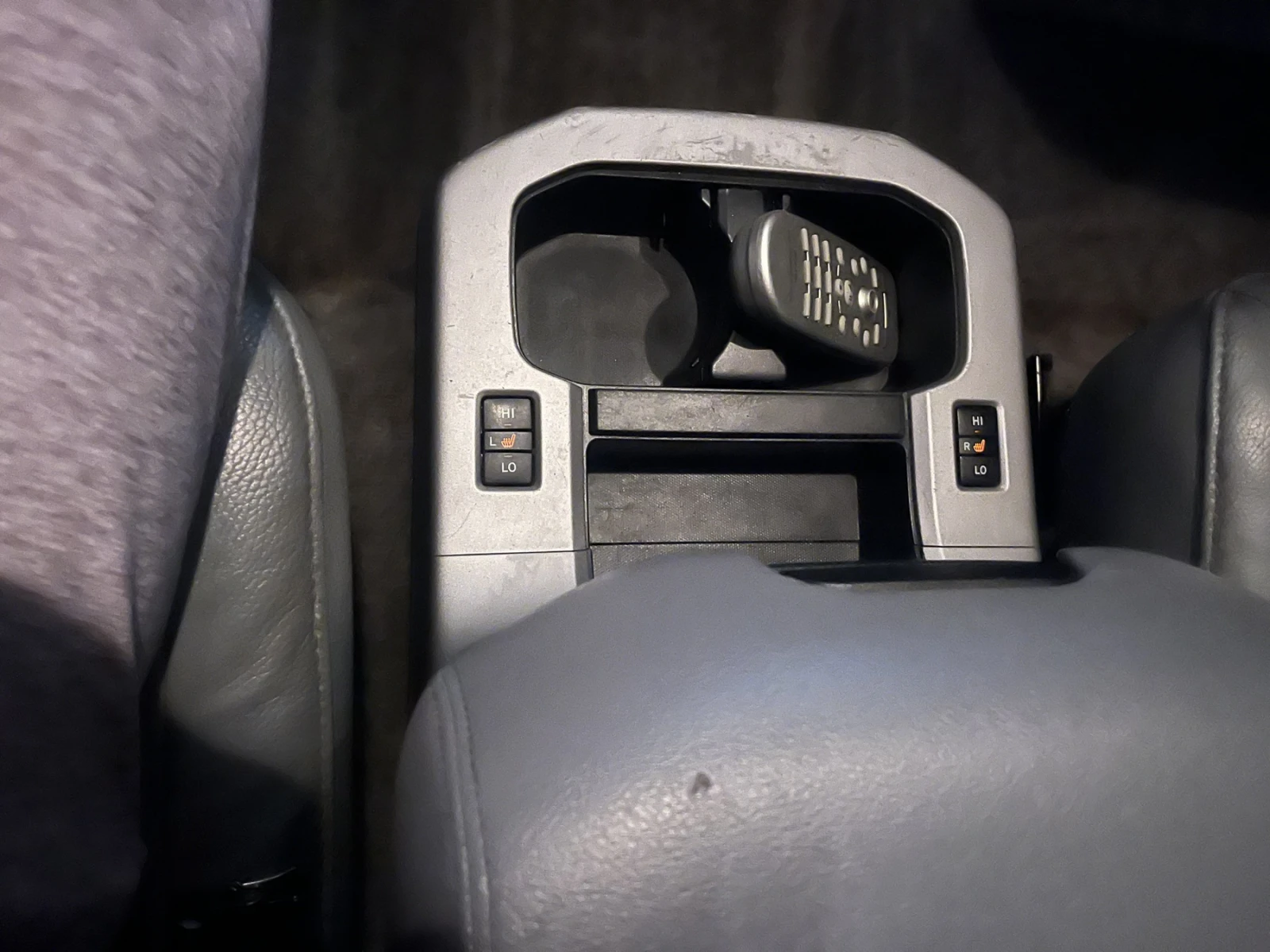 Toyota Sequoia Platinum 5.7 V8 4x4 | Mobile.bg   14